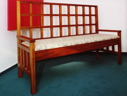 Bank mit Lehne - BCS M&ouml;belwerkst&auml;tten