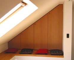 Einbauschrank in der Dachschr&auml;gen - BCS M&ouml;belwerkst&auml;tten