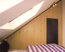 Einbauschrank in der Dachschr&auml;gen - BCS M&ouml;belwerkst&auml;tten