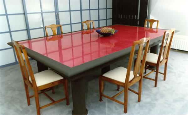 Vergr&ouml;&szlig;erte Ansicht des Esstischs  - BCS M&ouml;belwerkst&auml;tten - Zur&uuml;ck = Klick auf das Bild!